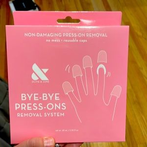 Olive & June bye bye press one system - never opened